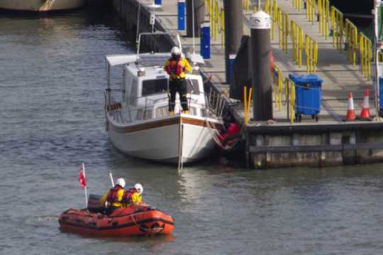 02 April 2021 - 08-56-42
Looking on, this seemed like preparation for a tow. The line was attached, but nothing was moved..
----------------
Dart RNLI exercise.